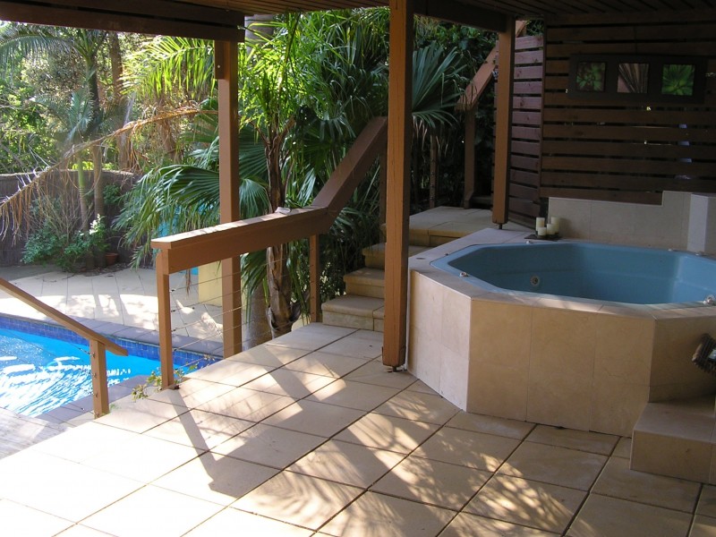 12 Henrys Road, Forresters Beach NSW 2260