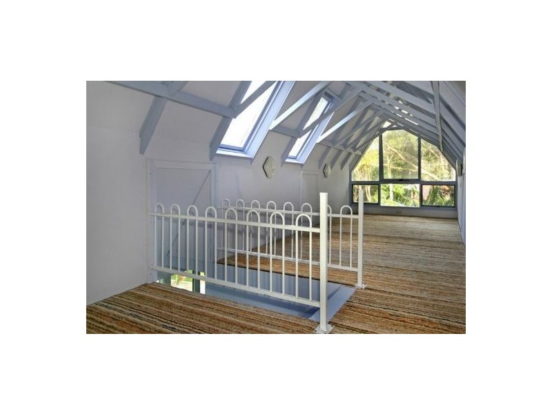 259 The Round Drive, Avoca Beach NSW 2251