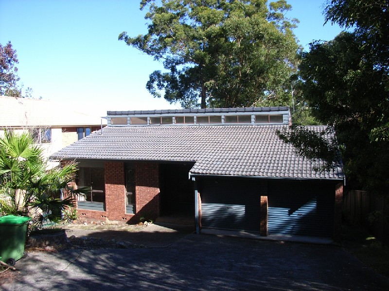 305 Avoca Drive, Green Point NSW 2251