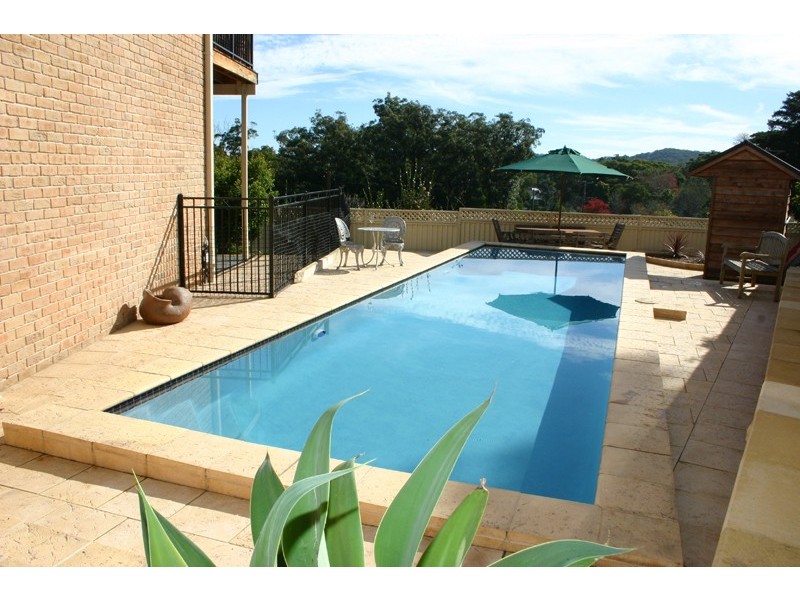 19 Robusta Close, Erina NSW 2250