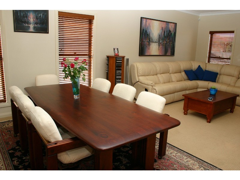 19 Robusta Close, Erina NSW 2250