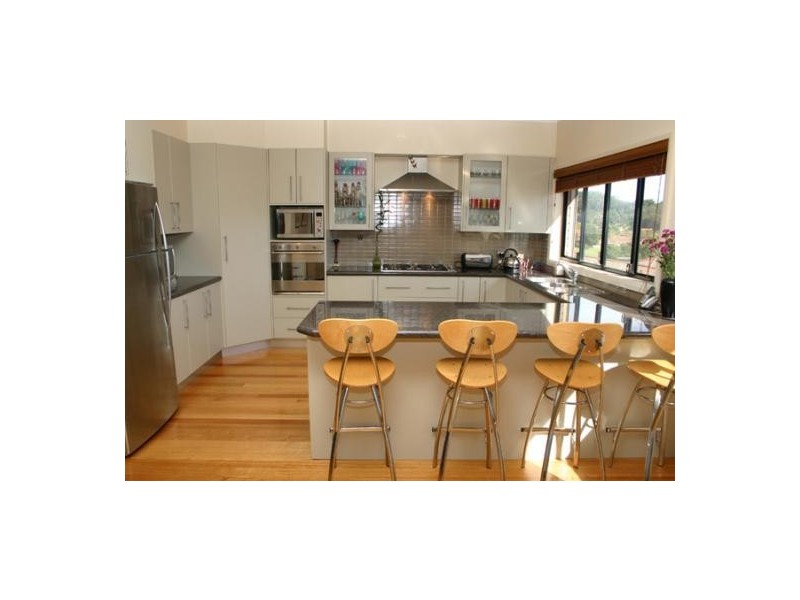 19 Robusta Close, Erina NSW 2250