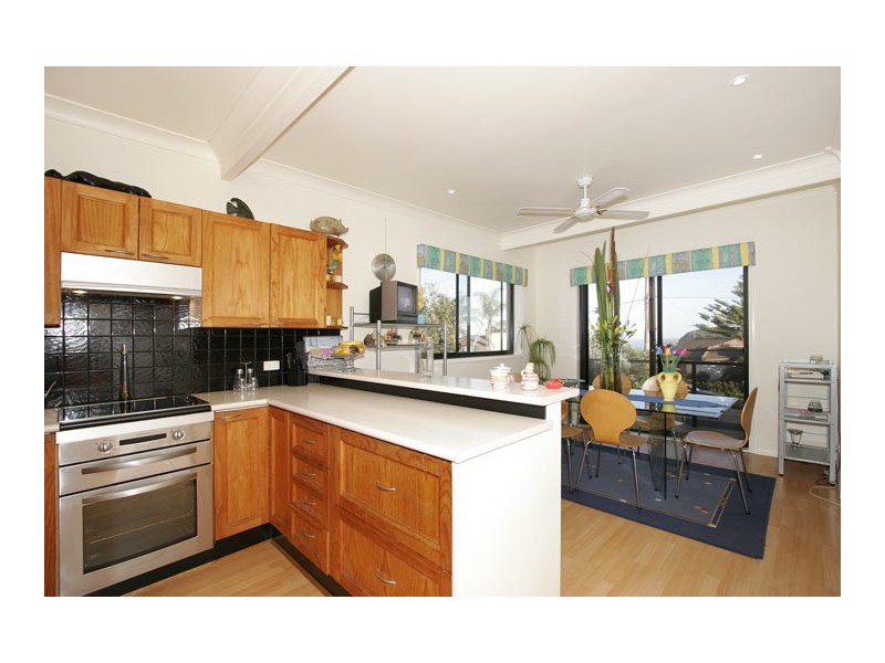 47 Circulo Drive, Copacabana NSW 2251