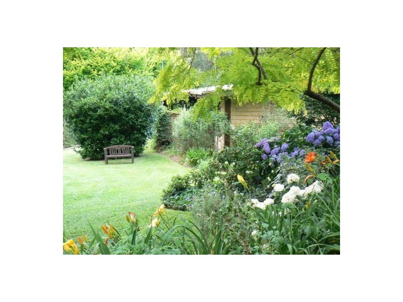 14 Christie Road, Lisarow NSW 2250