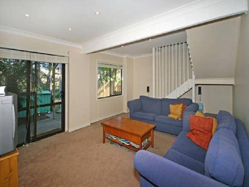 Hillside Road, Avoca Beach NSW 2251