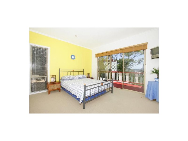 35 Coast Road, North Avoca NSW 2260