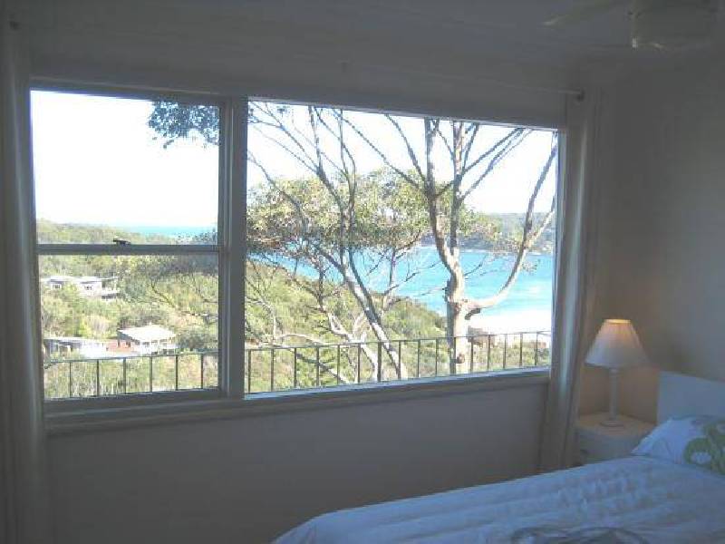 70 Tramway Road, North Avoca NSW 2260