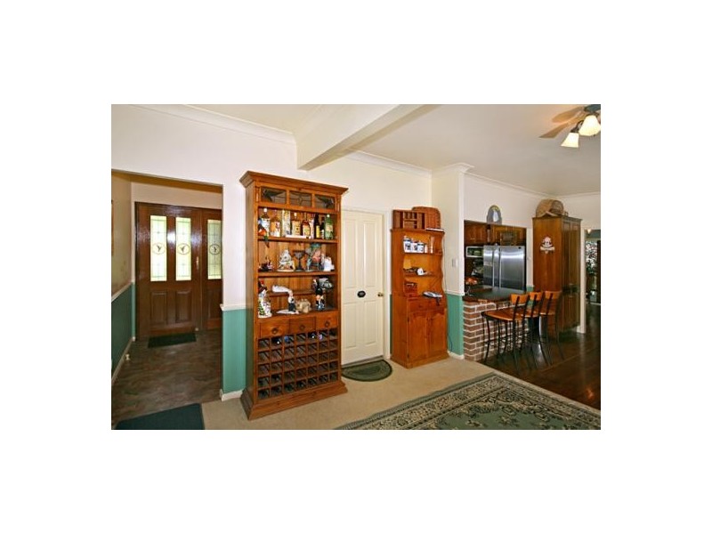 Barinya Lane, Erina NSW 2250