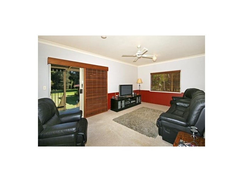 Barinya Lane, Erina NSW 2250