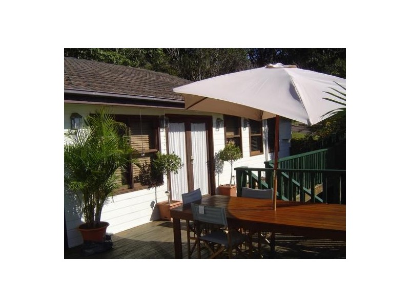 11 Laird Dr, Avoca Beach NSW 2251