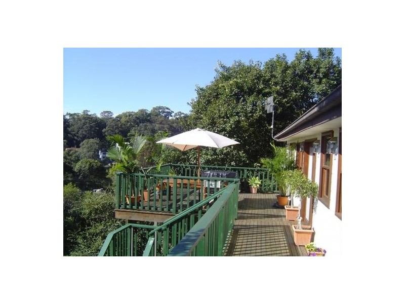 11 Laird Dr, Avoca Beach NSW 2251