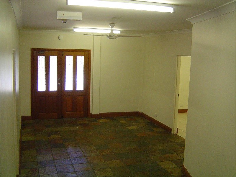 1/12 Campbell Crescent, Terrigal NSW 2260