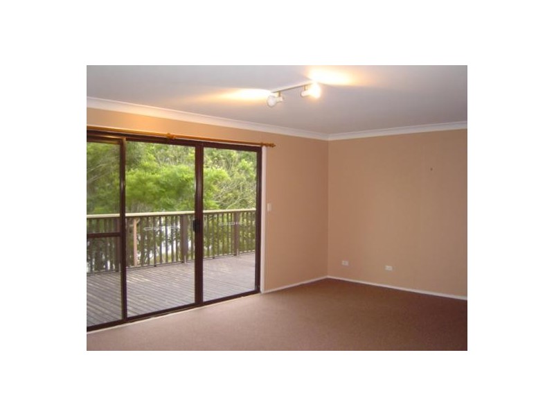 11 Cape Three Points Road, Avoca Beach NSW 2251