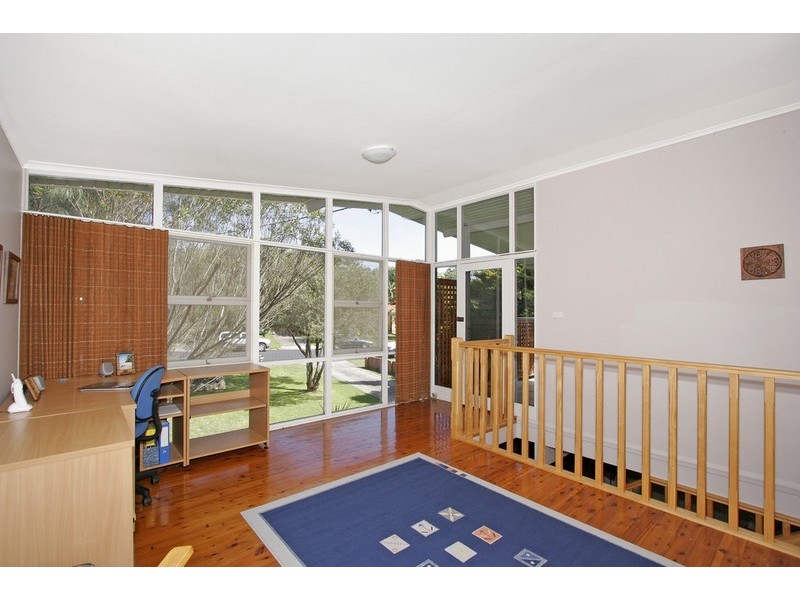 9 Loxton Ave, Wamberal NSW 2260