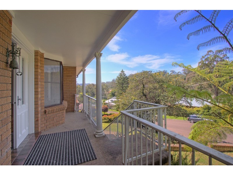 6 Laird Drive, Avoca Beach NSW 2251