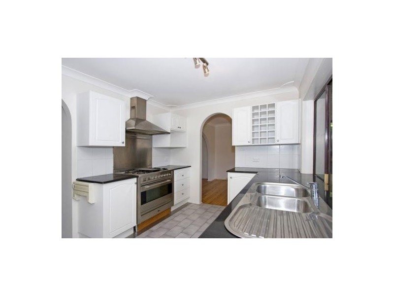 6 Laird Drive, Avoca Beach NSW 2251