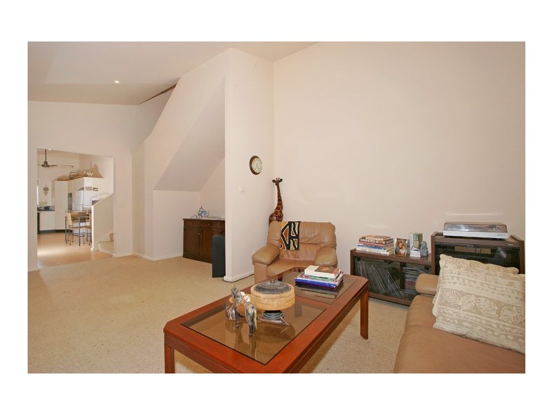 10 Reynolds Road, Avoca Beach NSW 2251
