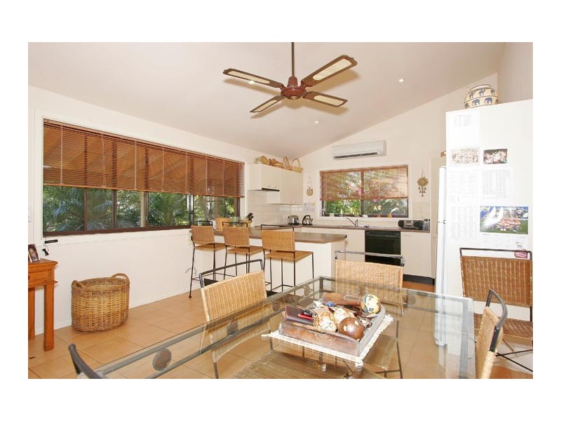 10 Reynolds Road, Avoca Beach NSW 2251