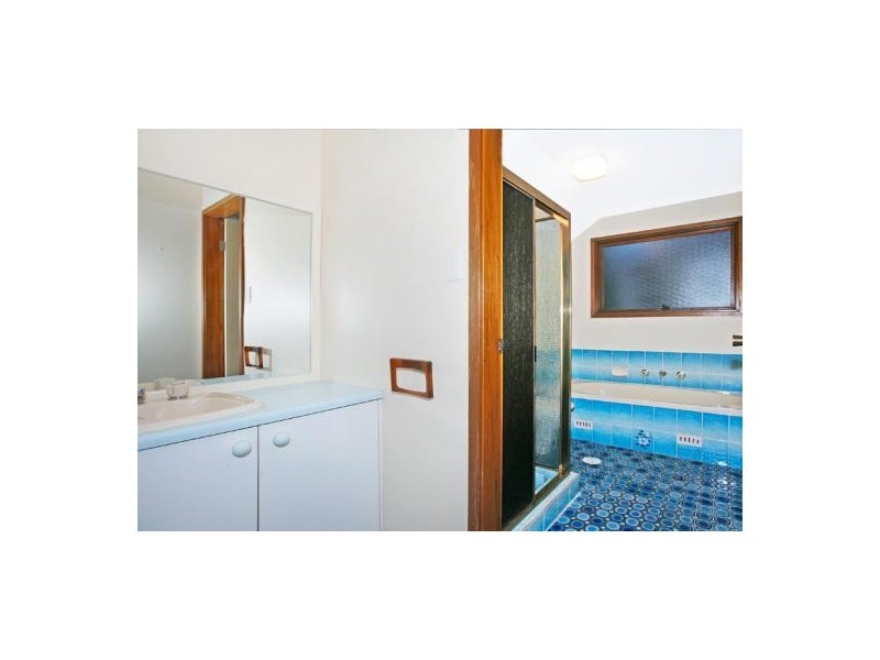 2 Aspen Avenue, Terrigal NSW 2260