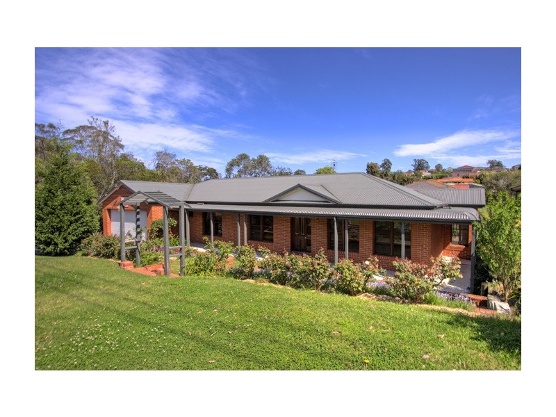 1 Clarence Rd, Springfield NSW 2250