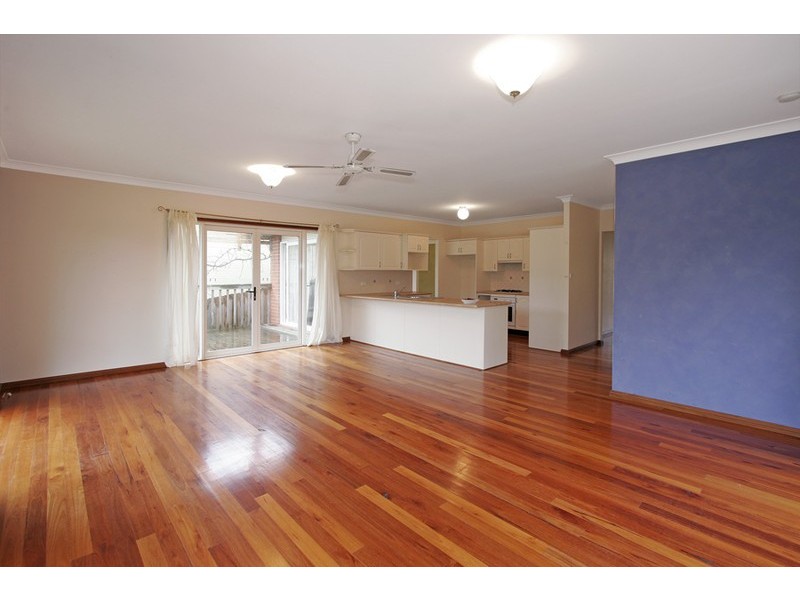 1 Clarence Rd, Springfield NSW 2250