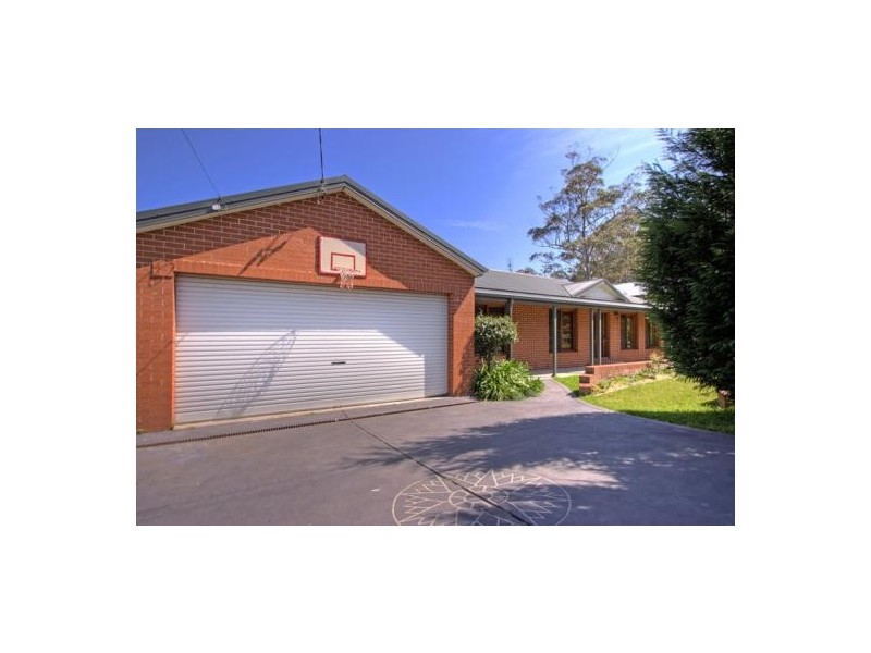 1 Clarence Rd, Springfield NSW 2250