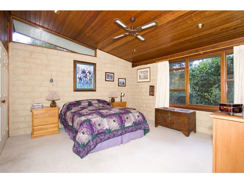 14 Christie Road, Lisarow NSW 2250