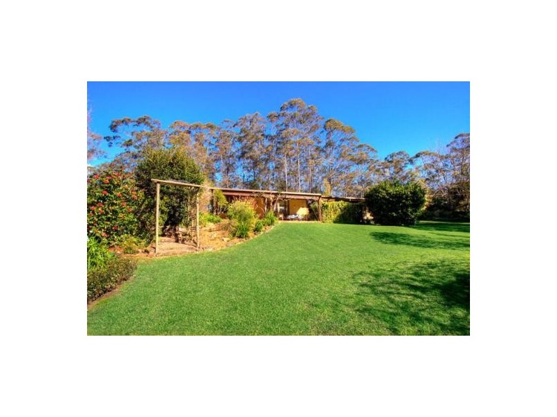 14 Christie Road, Lisarow NSW 2250