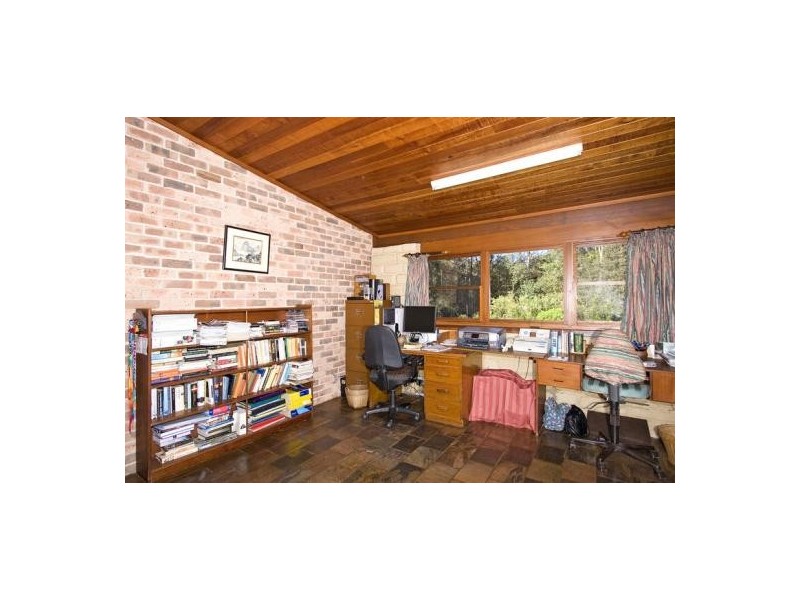 14 Christie Road, Lisarow NSW 2250