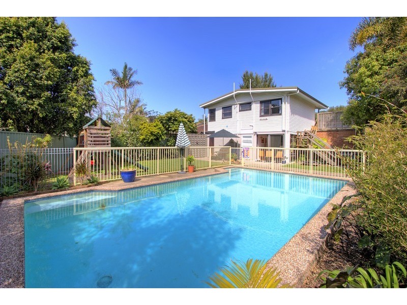 9 Loxton Ave, Wamberal NSW 2260