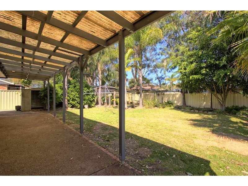 7 Samantha Cres, Kincumber NSW 2251