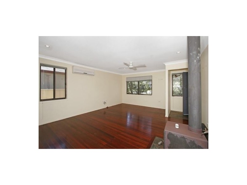 7 Samantha Cres, Kincumber NSW 2251