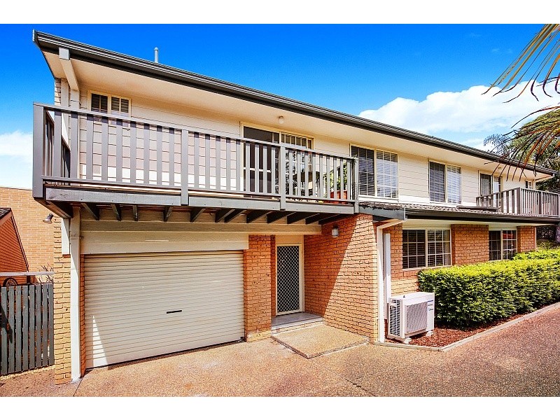 2/199 The Round Drive, Avoca Beach NSW 2251