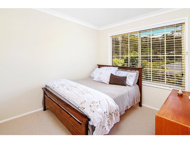 2/199 The Round Drive, Avoca Beach NSW 2251