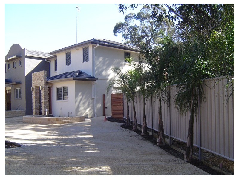201 The Round Drive, Avoca Beach NSW 2251