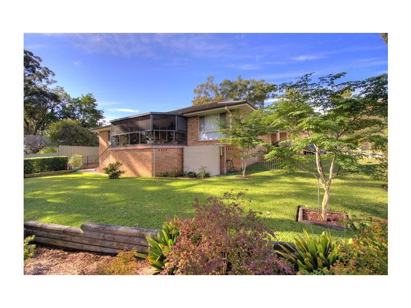19 Kenmare Road, Green Point NSW 2251