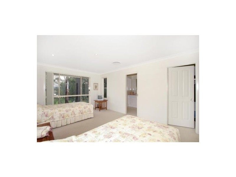 19 Kenmare Road, Green Point NSW 2251
