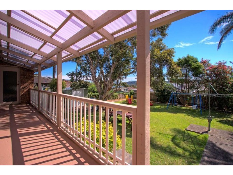 68 Lowanna Avenue, Forresters Beach NSW 2260