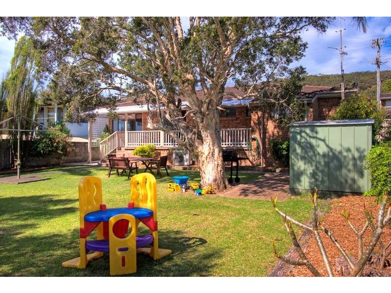 68 Lowanna Avenue, Forresters Beach NSW 2260