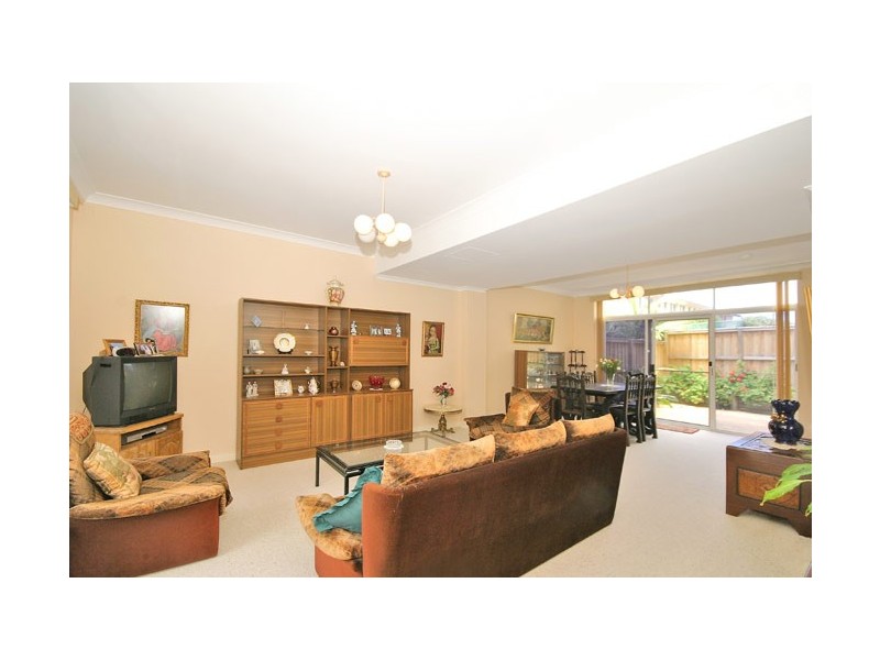 6/6 Whiting Avenue, Terrigal NSW 2260