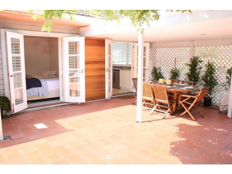 “Magnolia” 33 Painters Lane, Terrigal NSW 2260