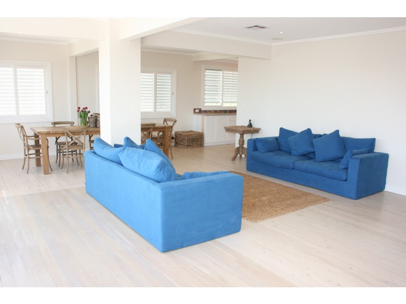 “Magnolia” 33 Painters Lane, Terrigal NSW 2260