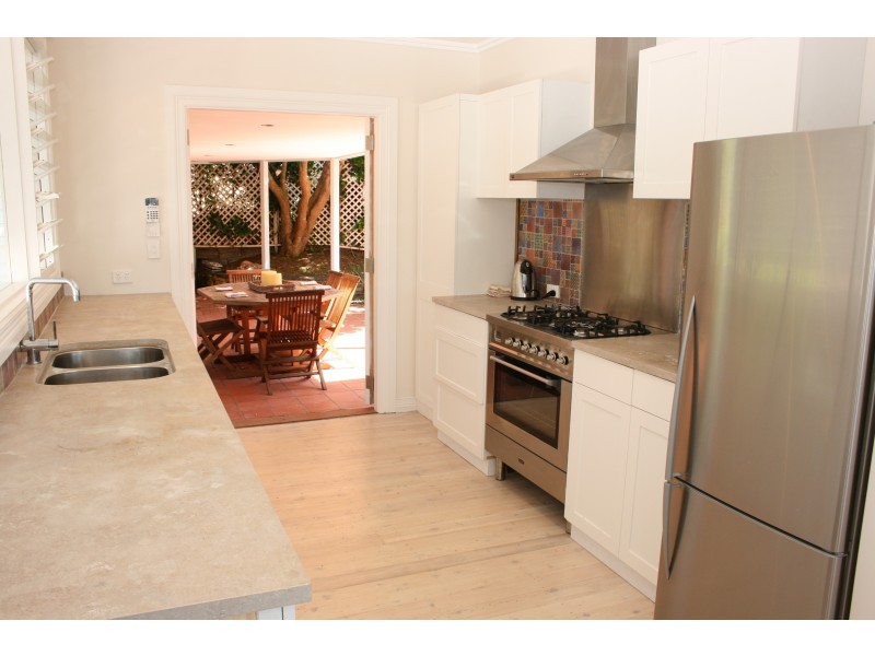 “Magnolia” 33 Painters Lane, Terrigal NSW 2260