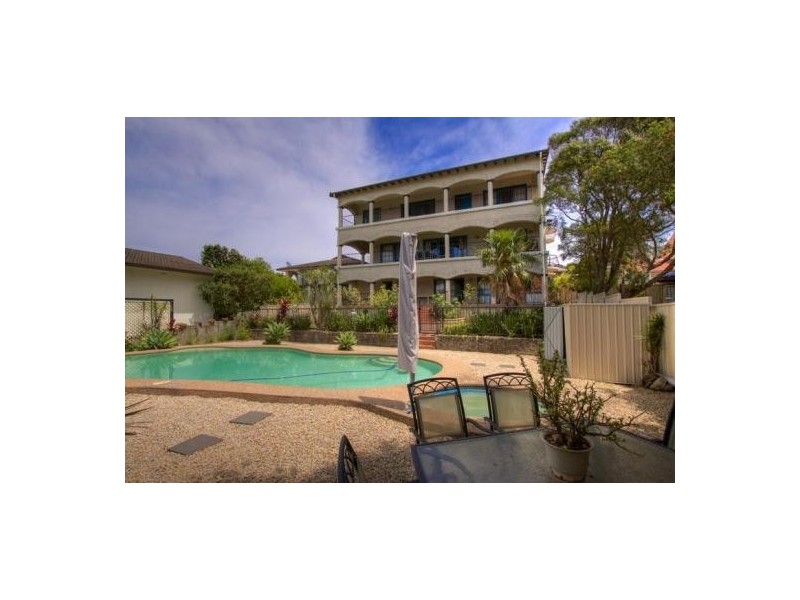 141 Albany Street, Point Frederick NSW 2250