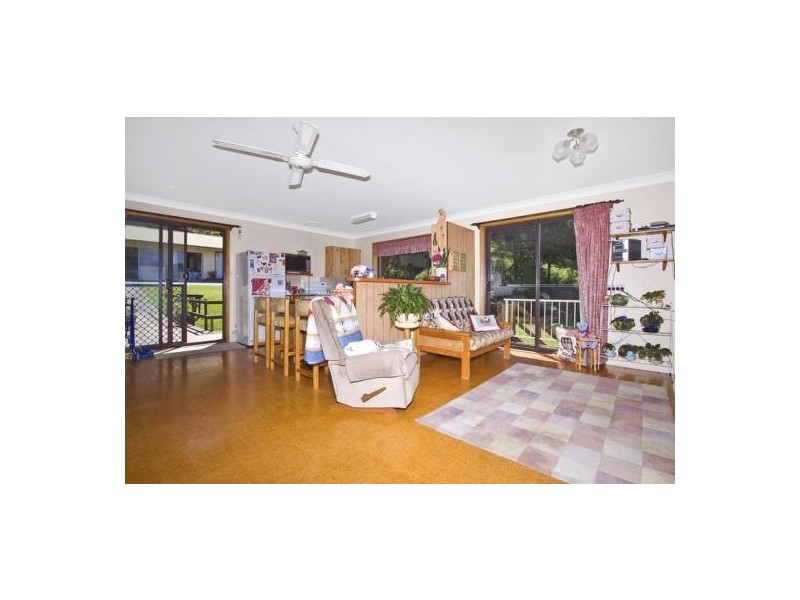 135 Peach Orchard Road, Fountaindale NSW 2258