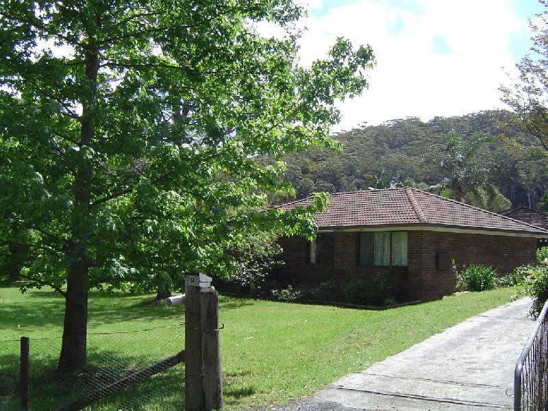 9 BRENNAN AVE, Kincumber NSW 2251