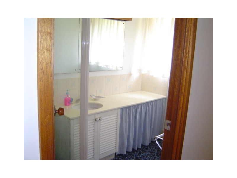 9 BRENNAN AVE, Kincumber NSW 2251