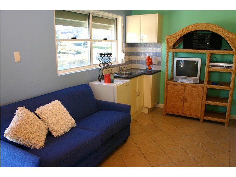 3 and 4 / 99 Ocean View Drive, Wamberal NSW 2260