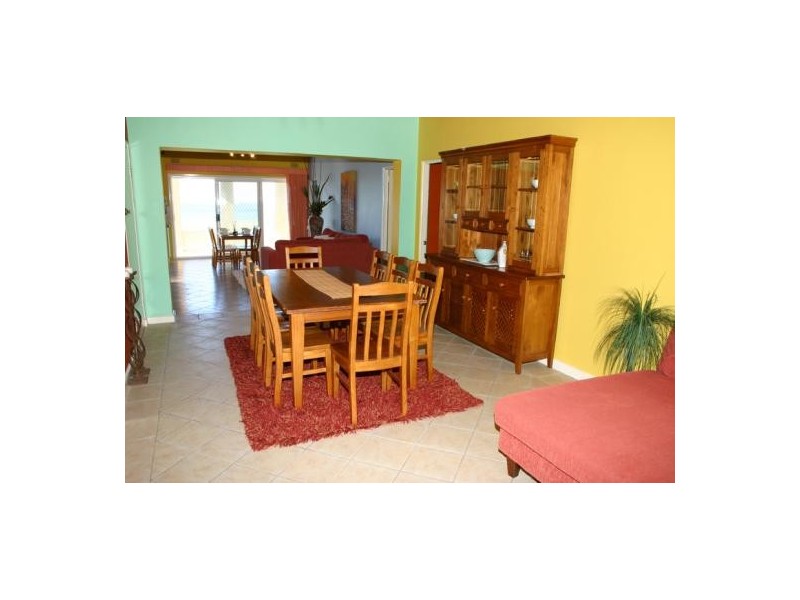 3 and 4 / 99 Ocean View Drive, Wamberal NSW 2260