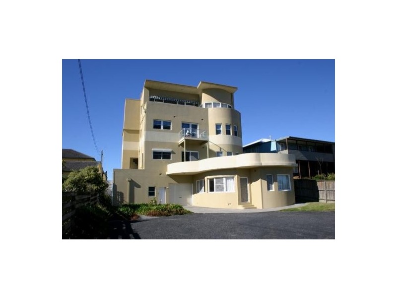 3 and 4 / 99 Ocean View Drive, Wamberal NSW 2260